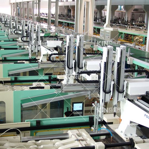 注塑機(jī)器人